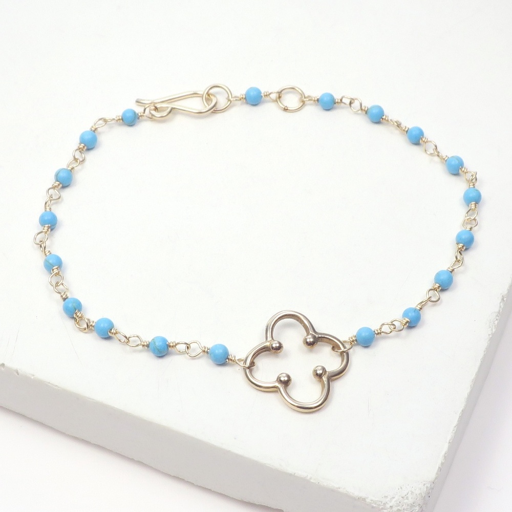 Turquoise Clover Bracelet in Gold